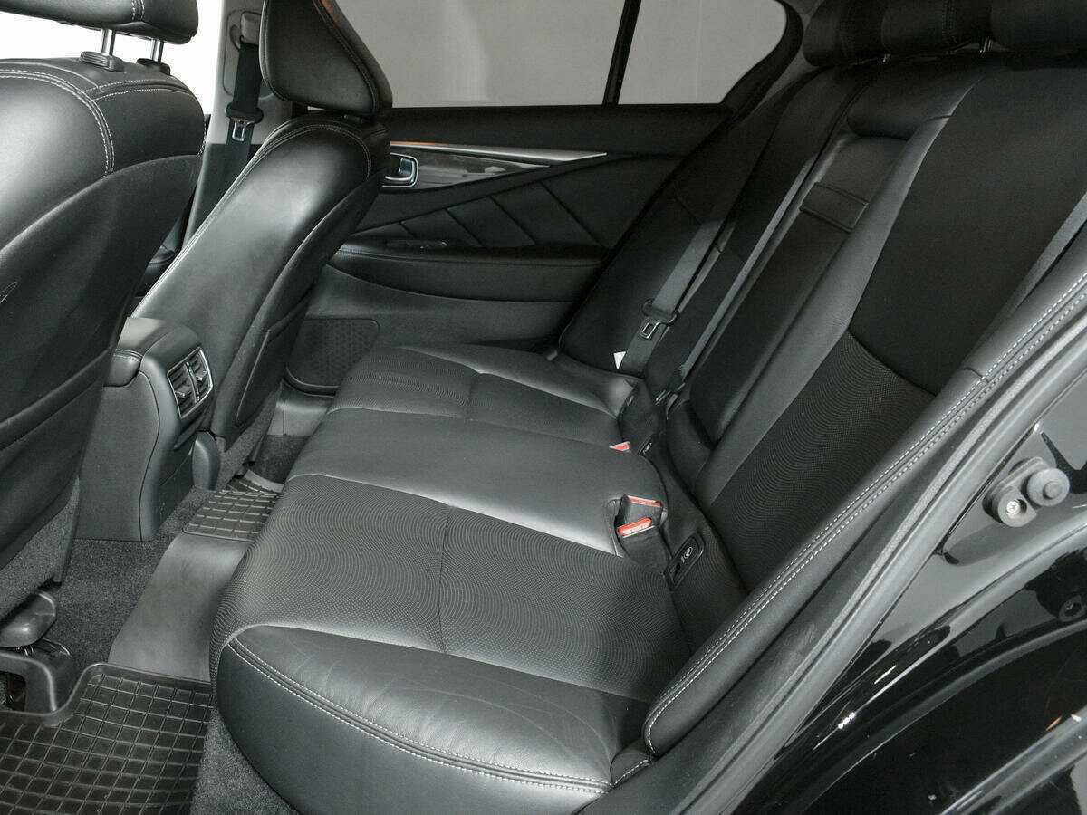 Купить Infiniti Q50, 2014, 126 889 км, фото №10
