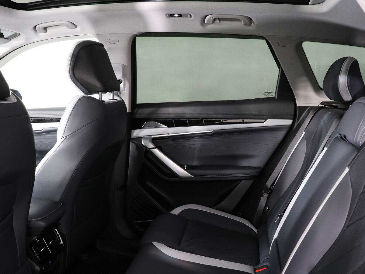 Купить Geely Atlas, 2024, 9 164 км, фото №12