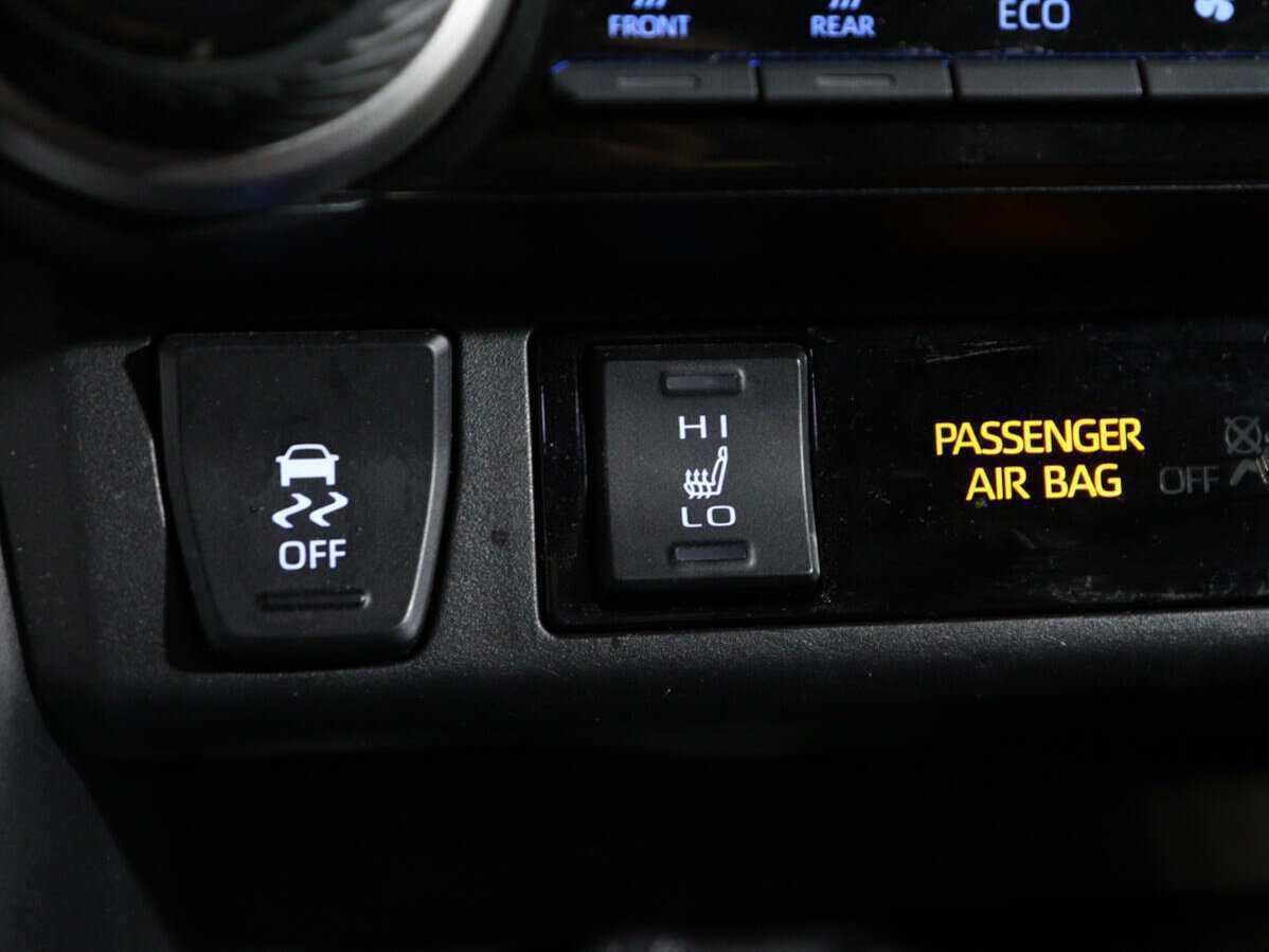 Купить Toyota RAV4, 2021, 52 600 км, фото №17