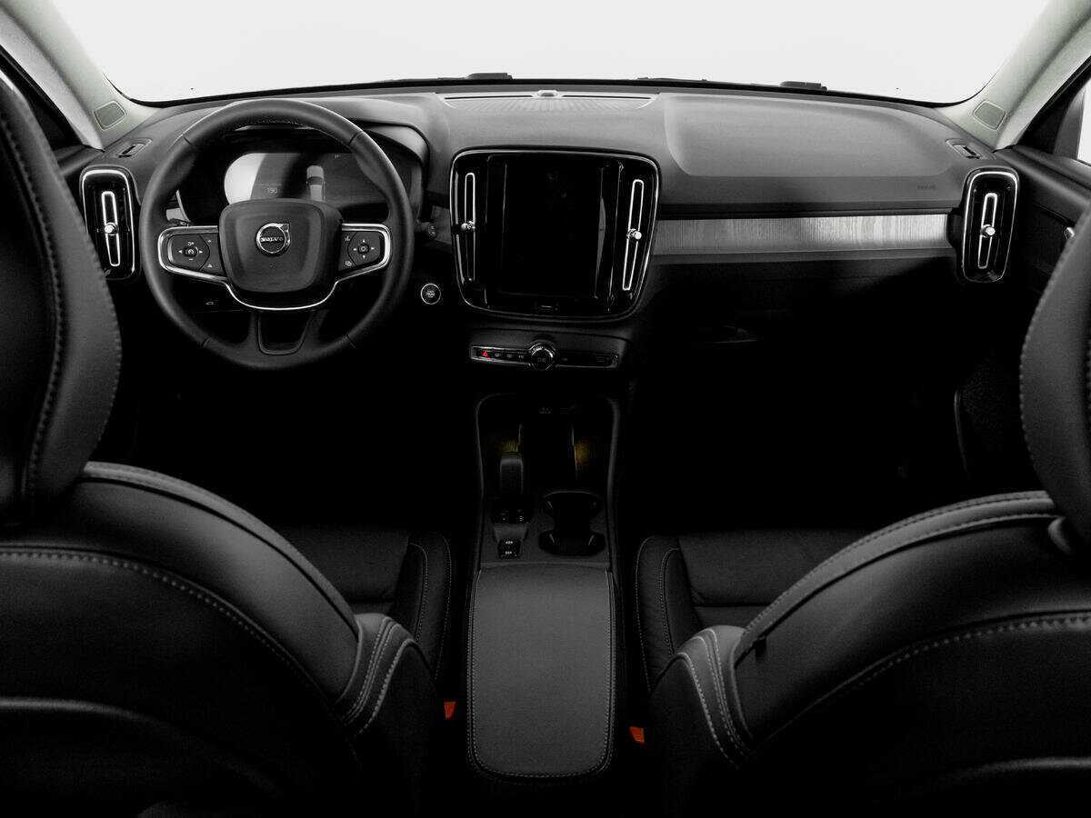 Купить Volvo XC40, 2023, 1 400 км, фото №10