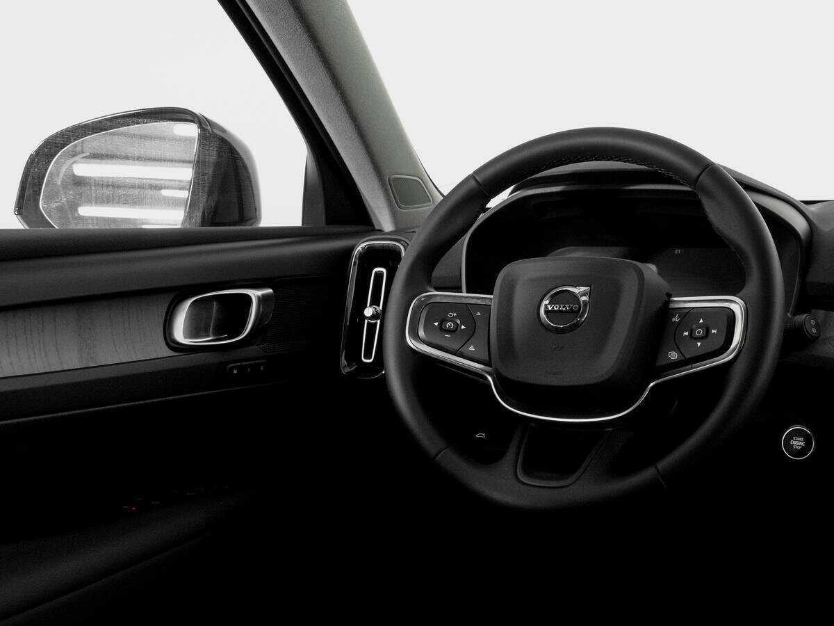 Купить Volvo XC40, 2023, 1 400 км, фото №12