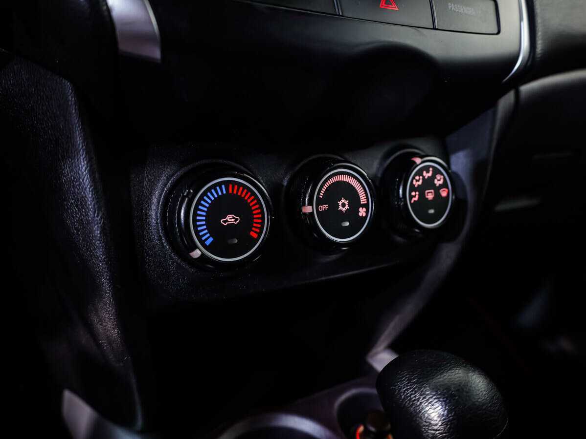 Купить Mitsubishi ASX, 2010, 289 067 км, фото №13