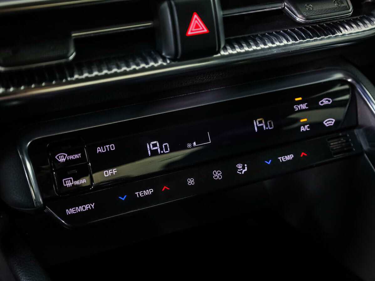 Купить Kia K5, 2021, 52 328 км, фото №13