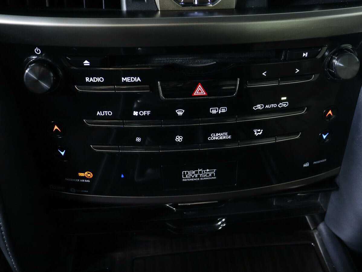 Купить Lexus LX 570, 2015, 145 022 км, фото №27