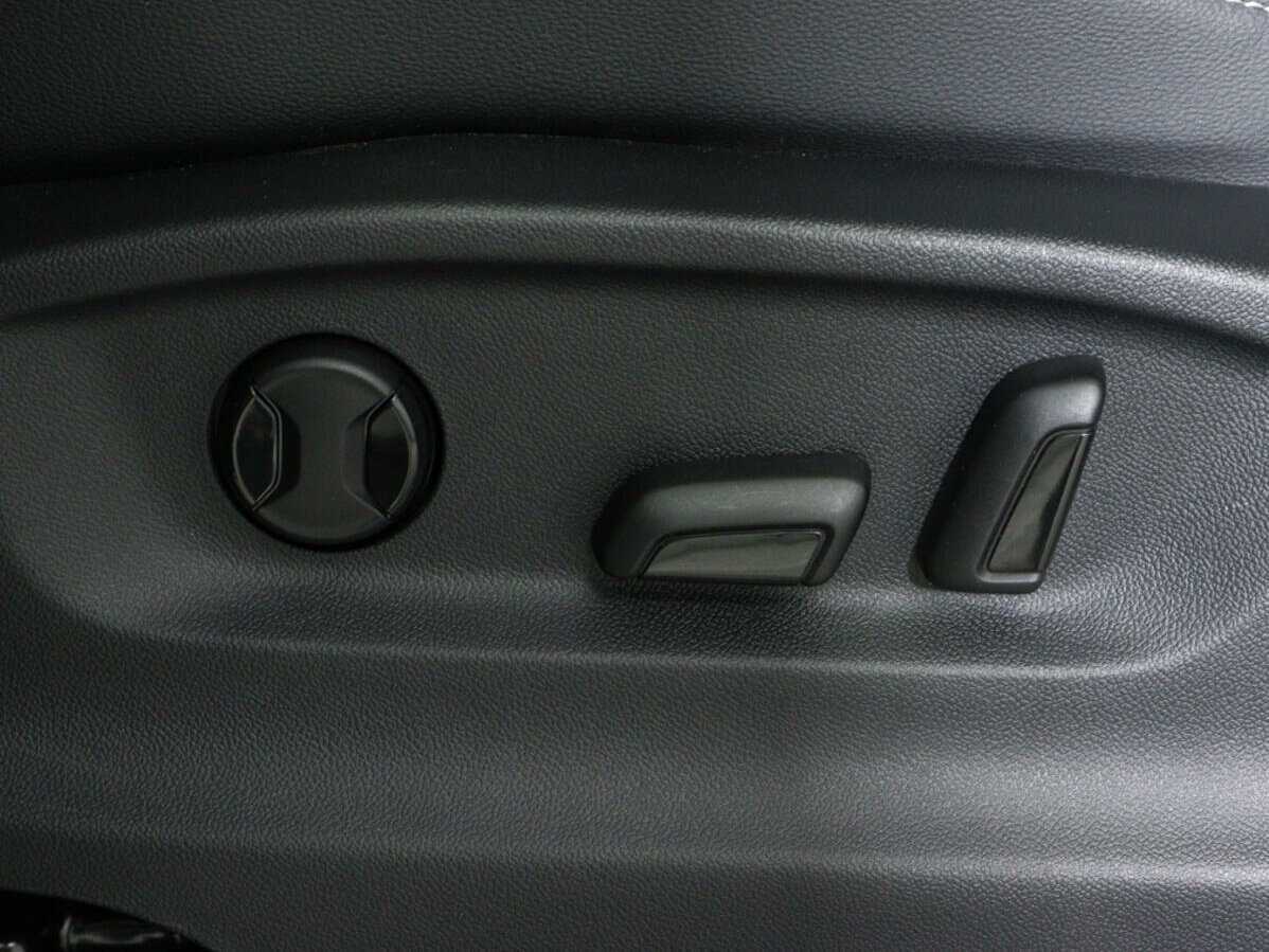 Купить Volkswagen Tiguan L, 2023, 60 км, фото №19