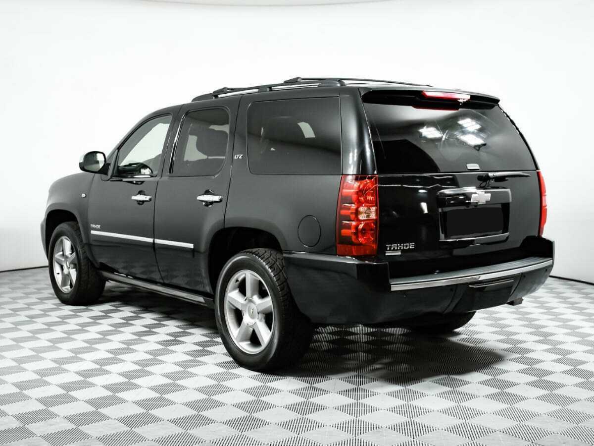 Купить Chevrolet Tahoe 6AT, 2012, 131 397 км, фото №6