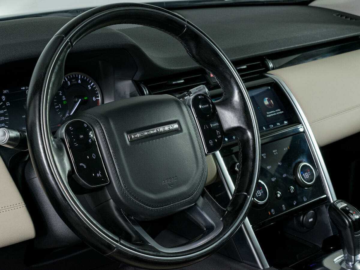 Купить Land Rover Discovery Sport, 2019, 106 709 км, фото №17
