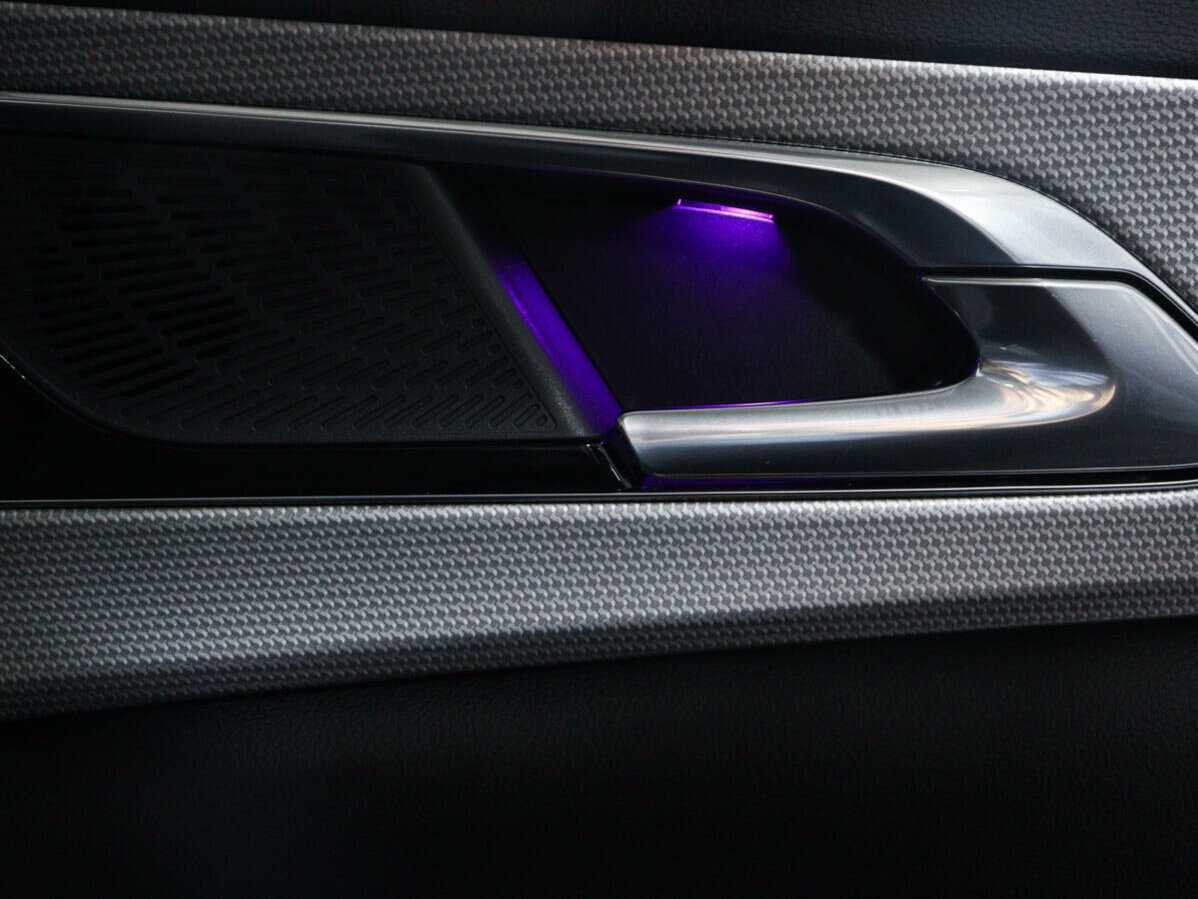 Купить Hongqi H5, 2023, 76 909 км, фото №15