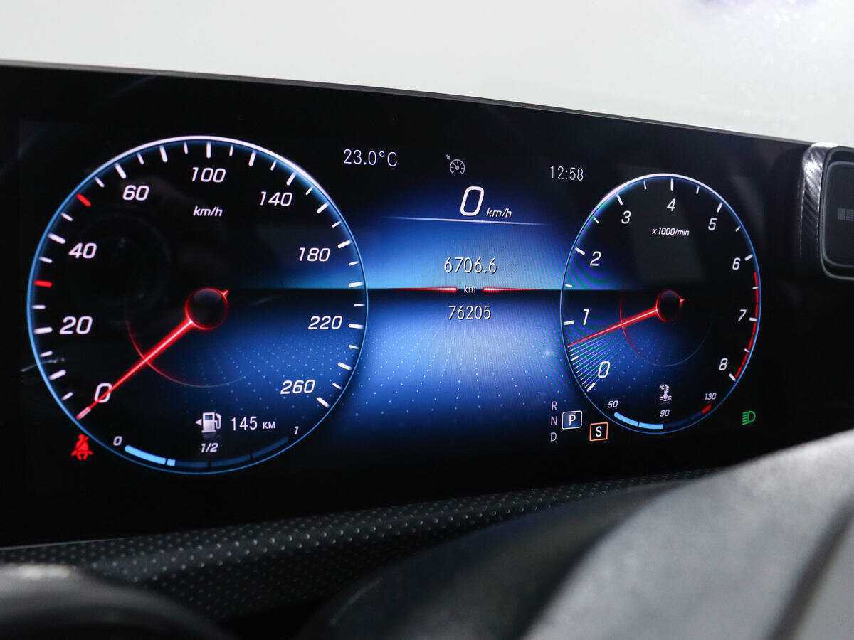 Купить Mercedes-Benz A-Класс 220, 2019, 76 000 км, фото №11