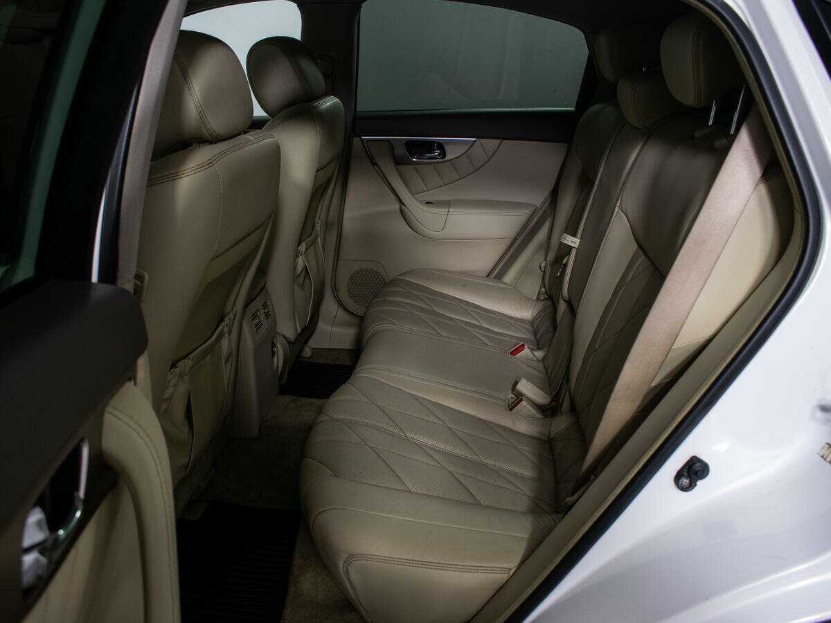 Купить Infiniti FX35, 2008, 236 126 км, фото №9