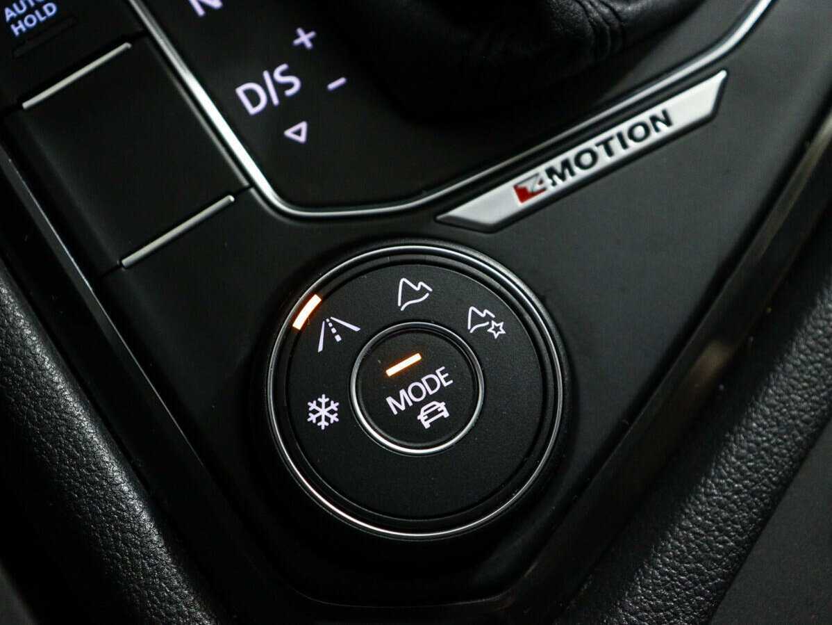 Купить Volkswagen Tiguan, 2019, 107 257 км, фото №18