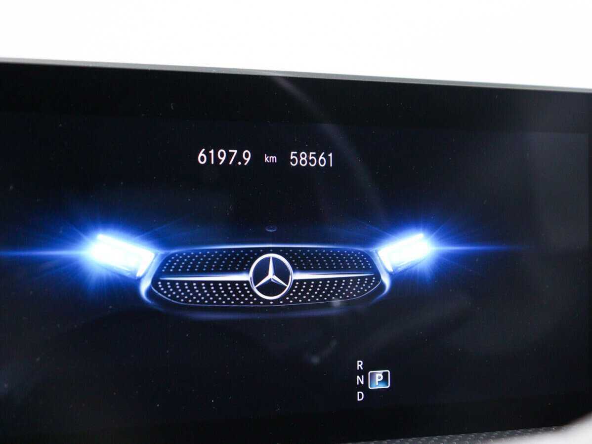 Купить Mercedes-Benz A-Класс 220, 2019, 58 526 км, фото №11