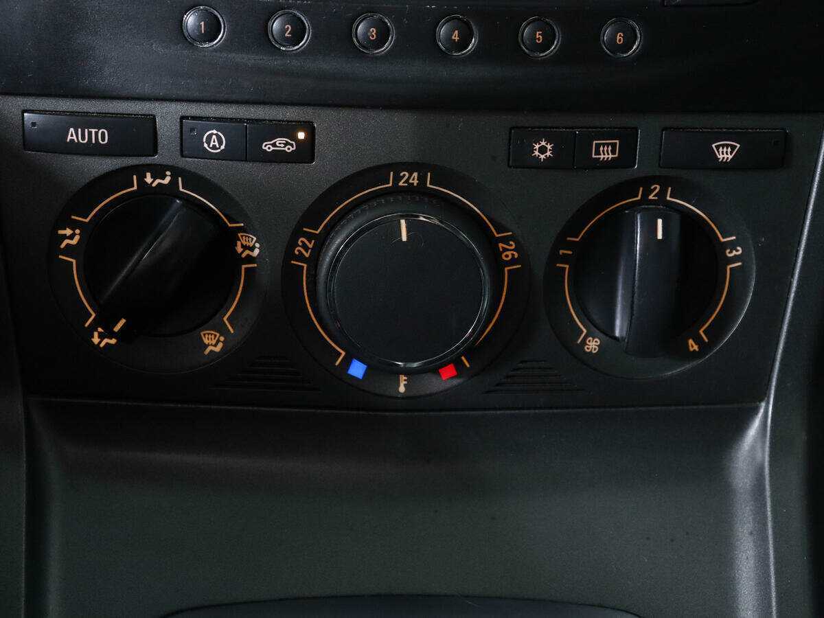 Купить Opel Antara, 2008, 251 783 км, фото №16