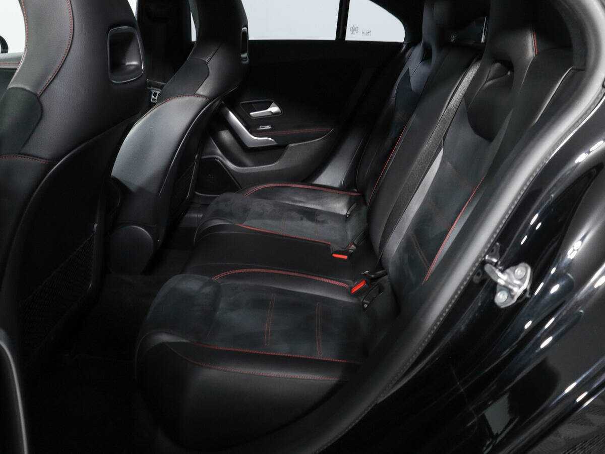 Купить Mercedes-Benz CLA 200, 2019, 89 892 км, фото №10