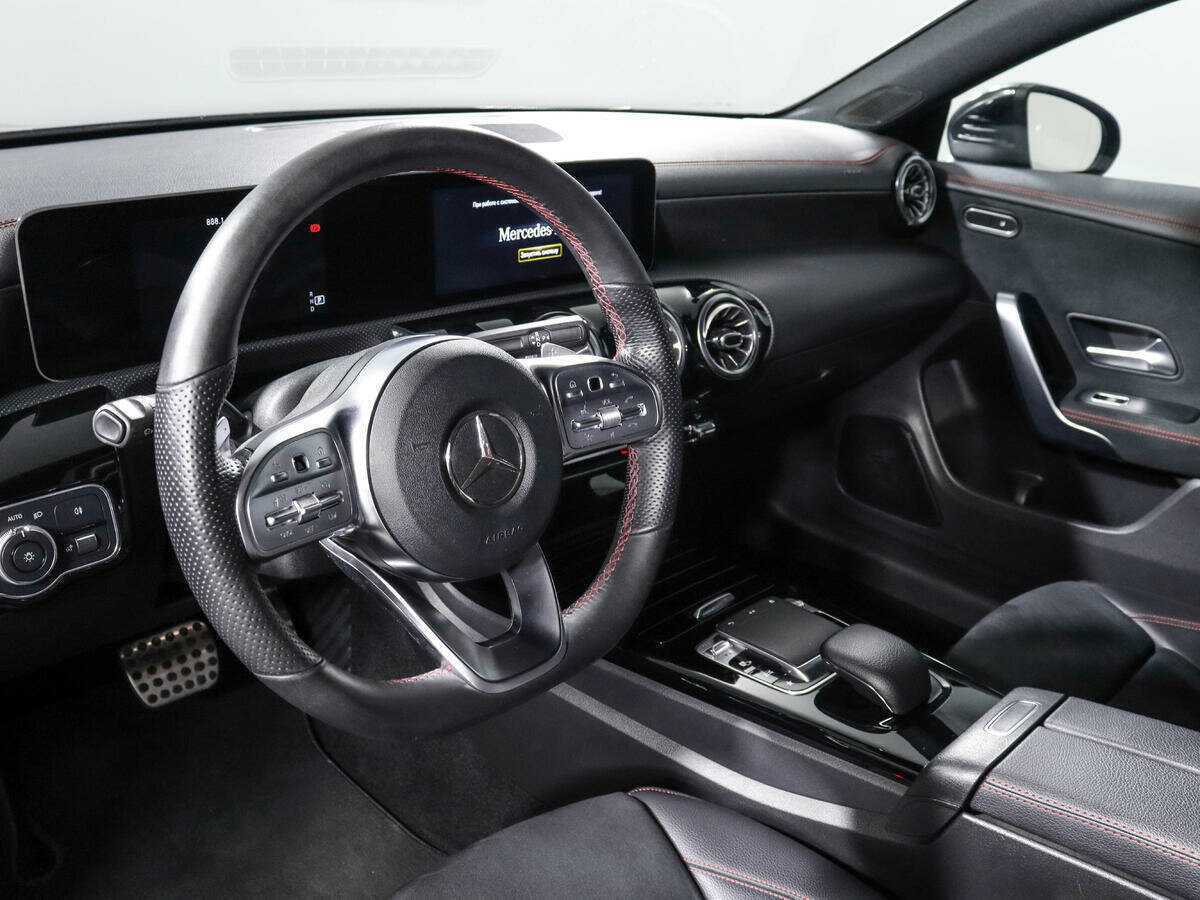 Купить Mercedes-Benz CLA 200, 2019, 89 892 км, фото №14