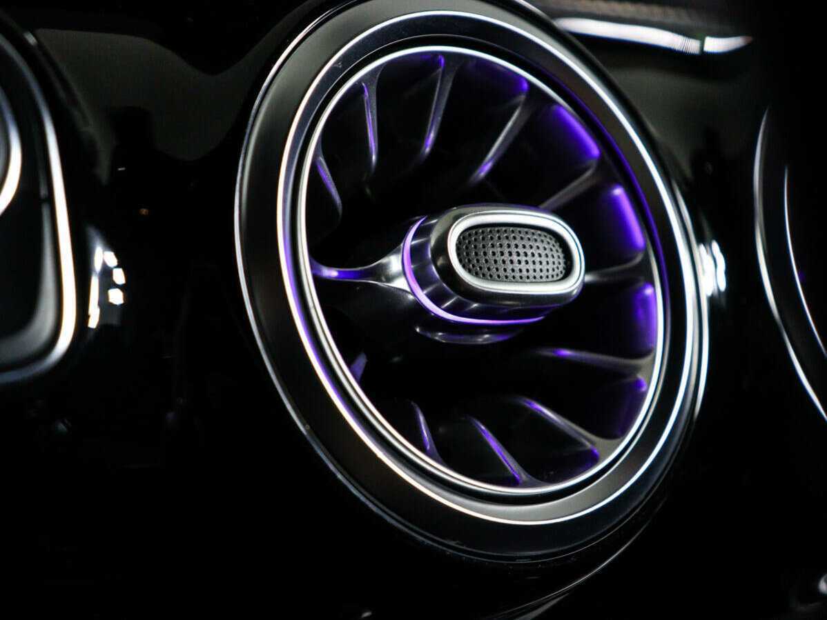 Купить Mercedes-Benz CLA 200, 2019, 89 892 км, фото №24