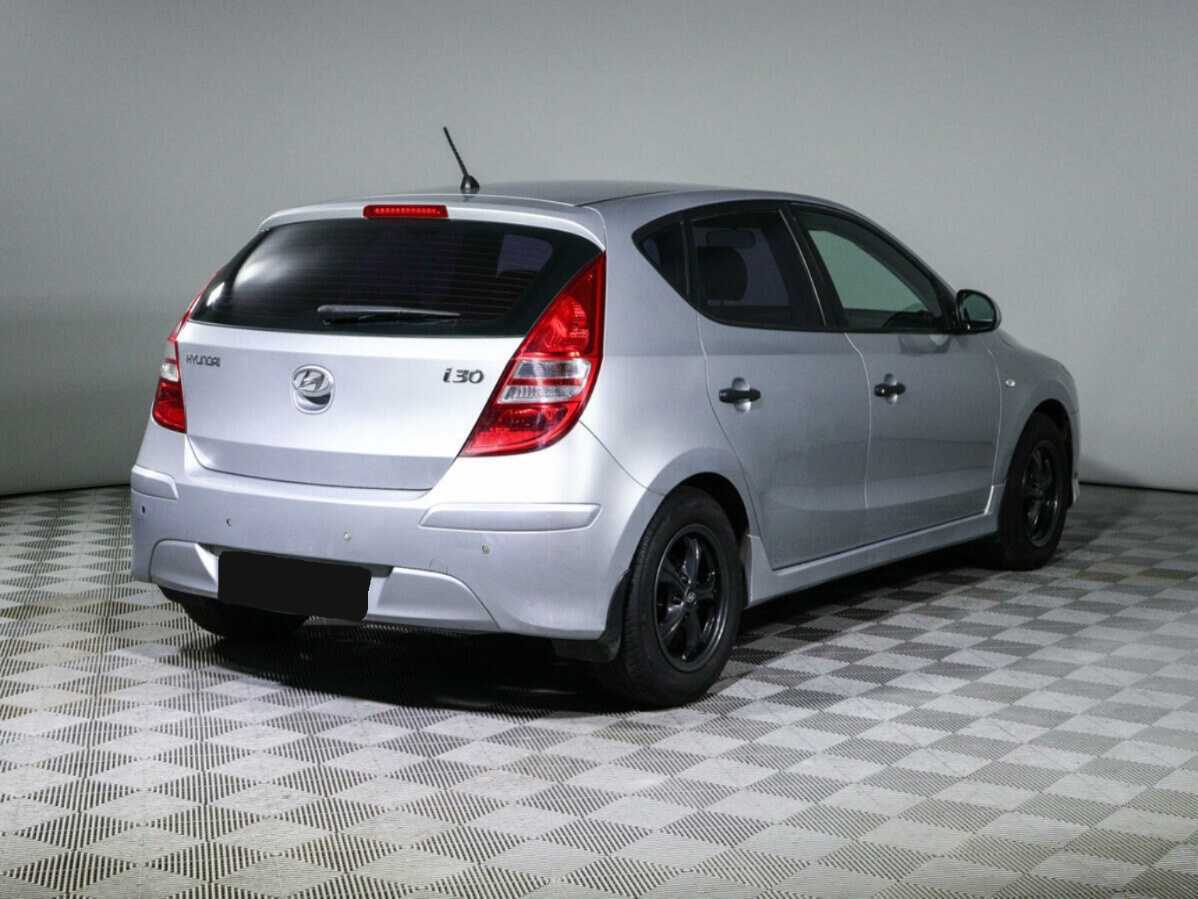 Купить Hyundai i30, 2010, 74 156 км, фото №4