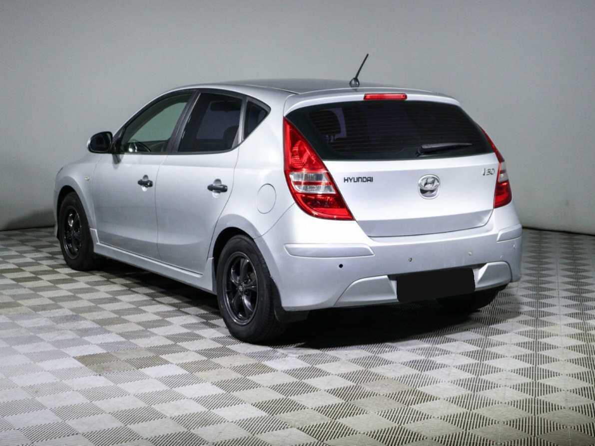 Купить Hyundai i30, 2010, 74 156 км, фото №6
