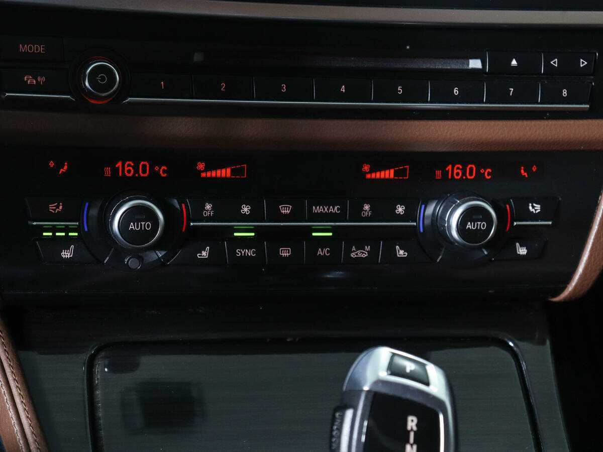 Купить BMW 5 серии 528i xDrive, 2016, 112 878 км, фото №21