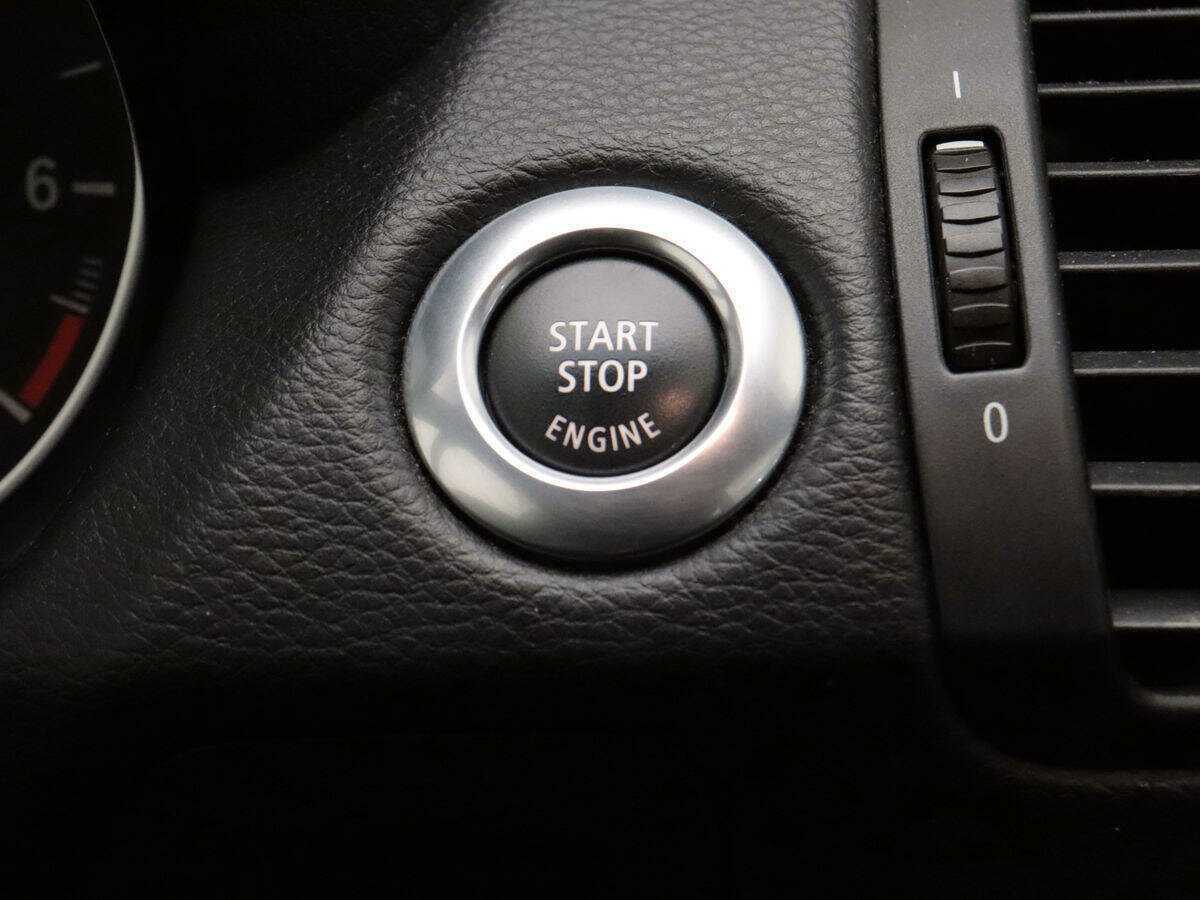 Купить BMW 1 серии 116i, 2011, 184 290 км, фото №10