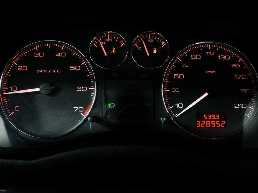 Купить Peugeot 307, 2006, 328 687 км, фото №10