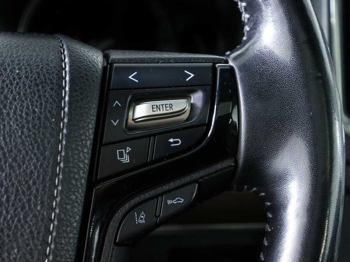 Купить Toyota Land Cruiser, 2018, 135 289 км, фото №25