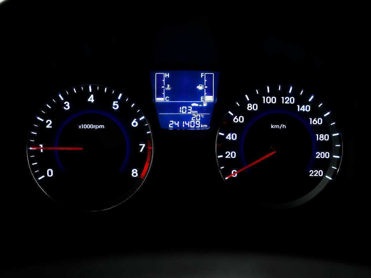 Купить Hyundai Solaris, 2016, 241 408 км, фото №10