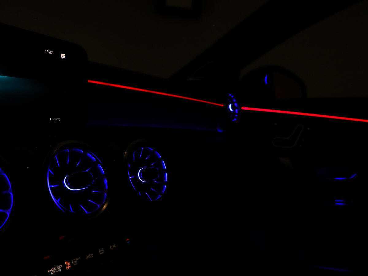 Купить Mercedes-Benz CLA AMG 35 AMG, 2019, 81 882 км, фото №18