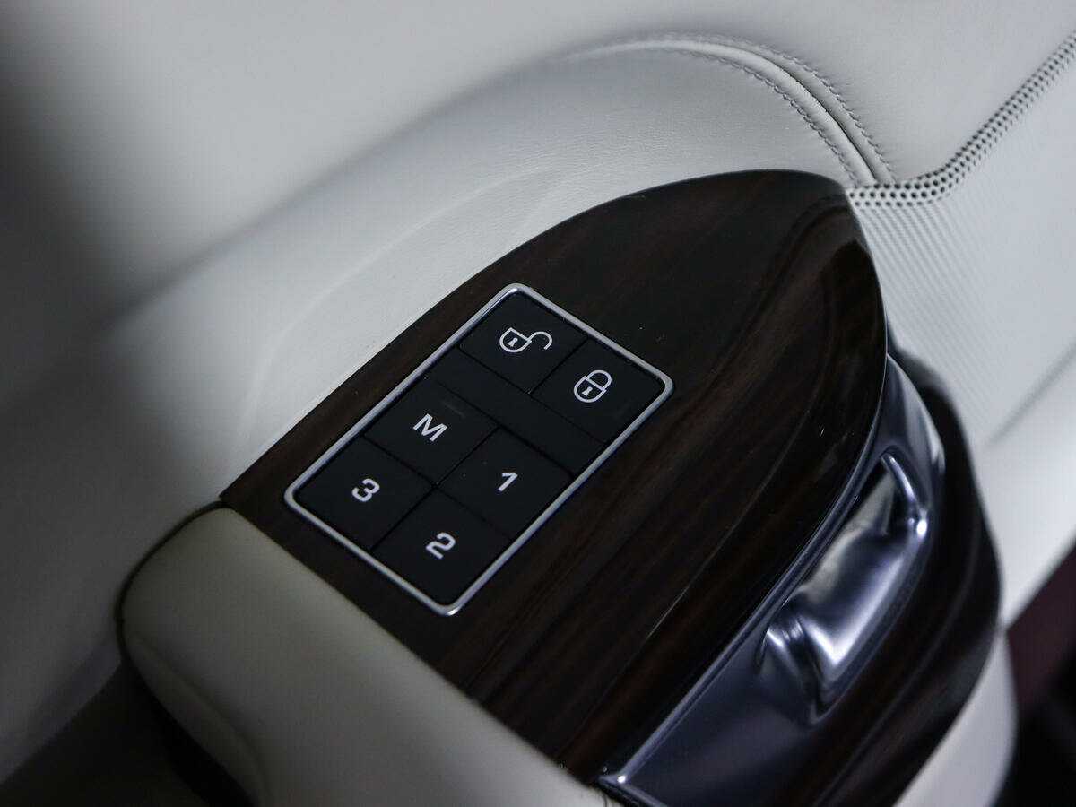 Купить Land Rover Range Rover Long, 2016, 64 750 км, фото №26