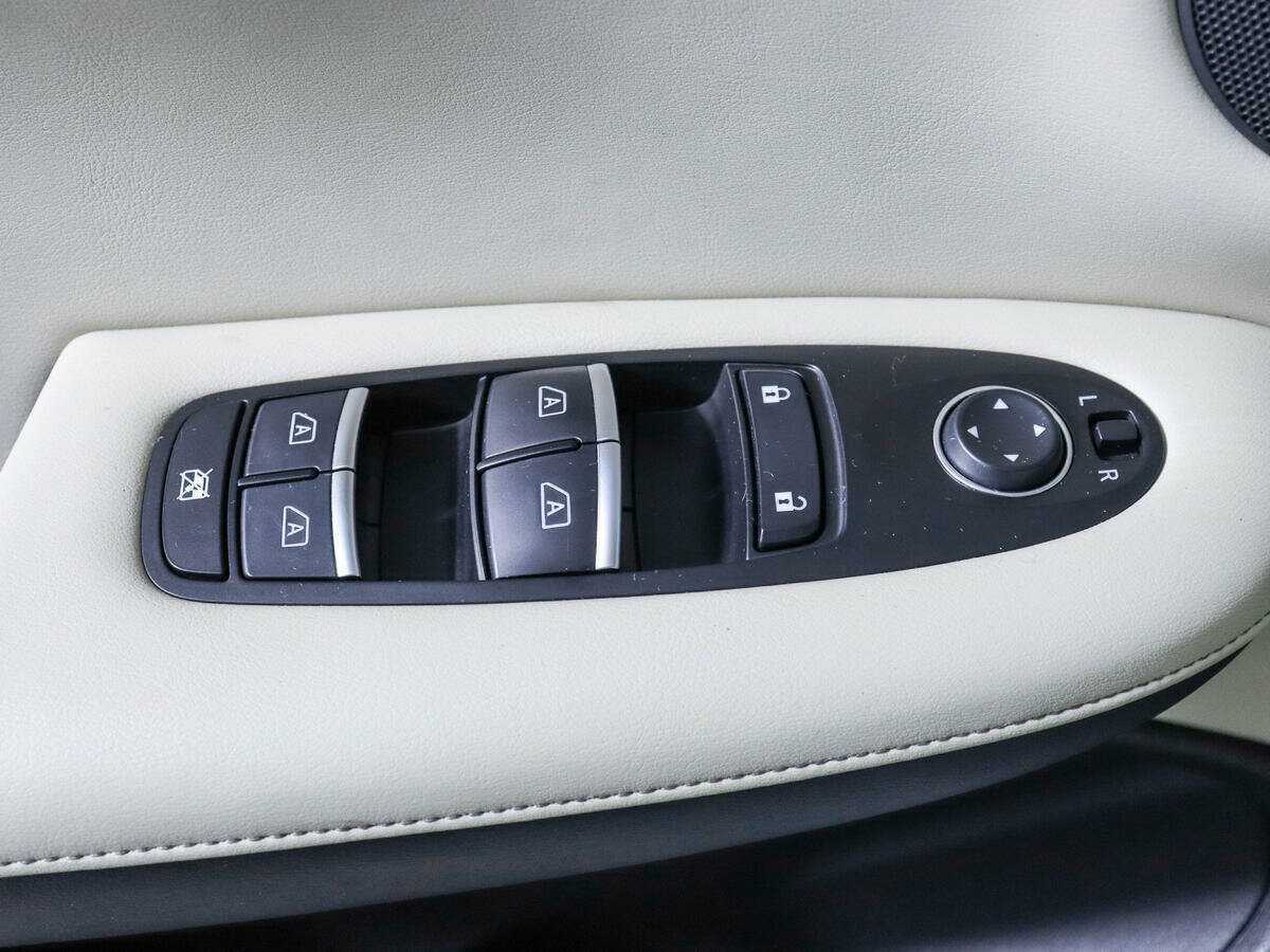 Купить Infiniti QX50, 2018, 83 129 км, фото №14