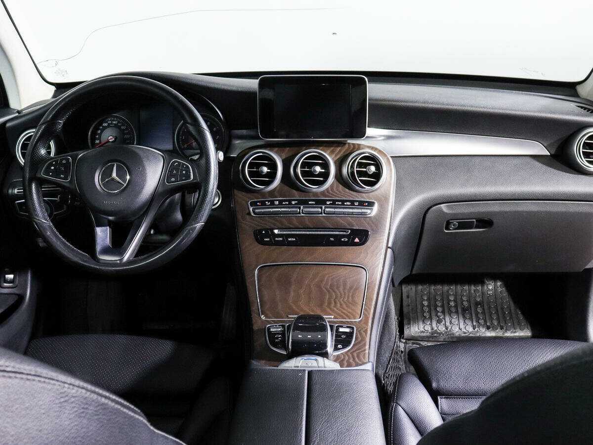 Купить Mercedes-Benz GLC 300, 2017, 196 346 км, фото №10