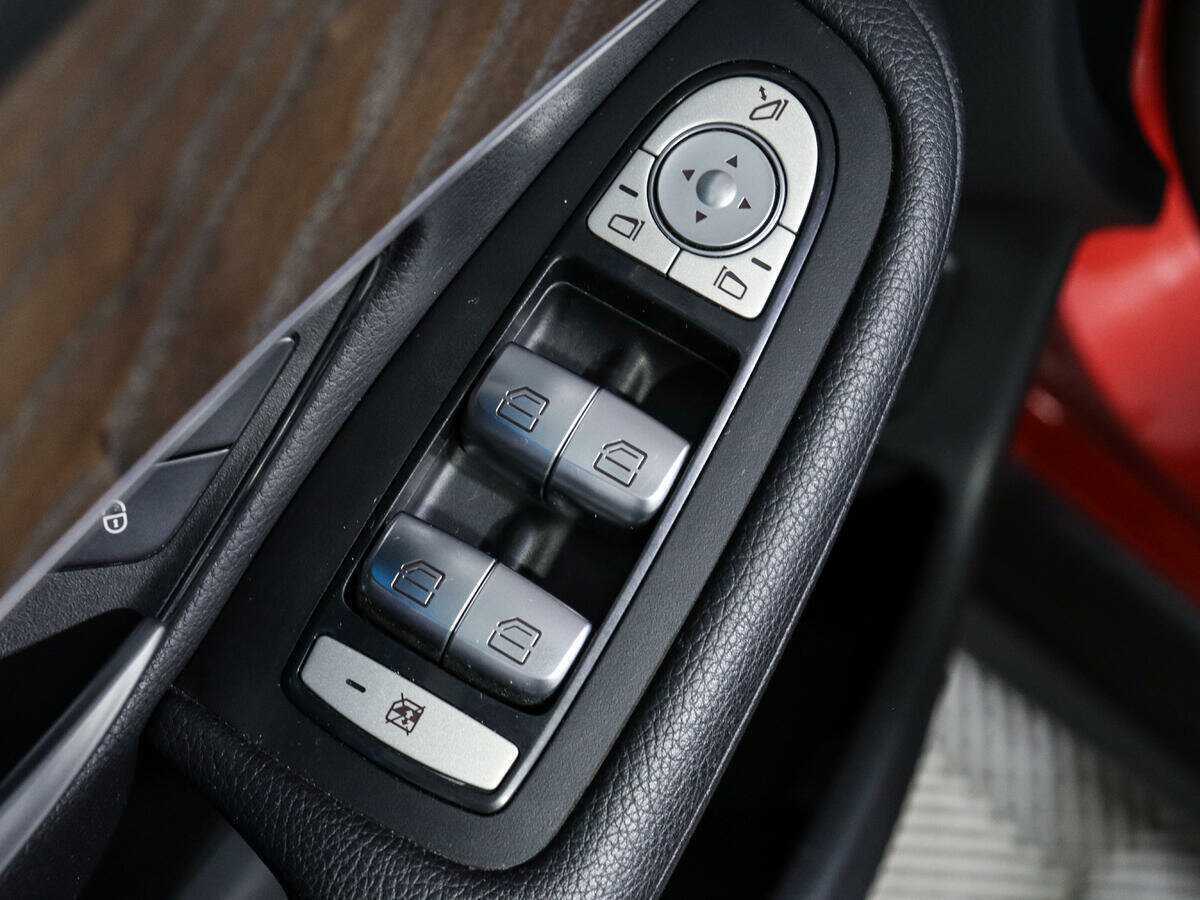 Купить Mercedes-Benz GLC 300, 2017, 196 346 км, фото №15