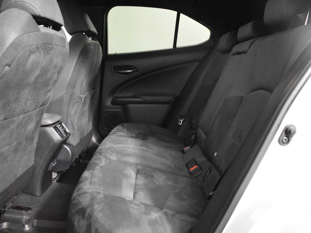 Купить Lexus UX 200, 2019, 54 050 км, фото №7