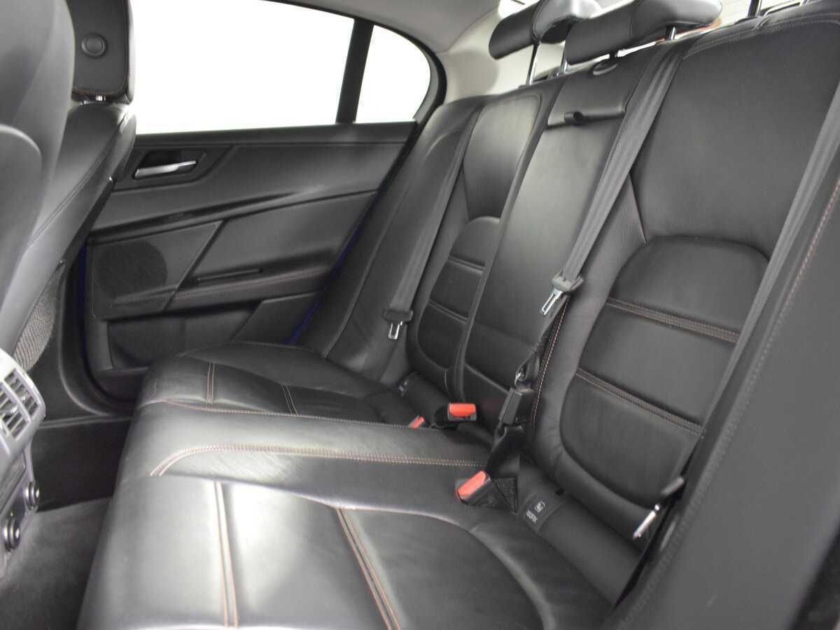 Купить Jaguar XE, 2016, 184 000 км, фото №8