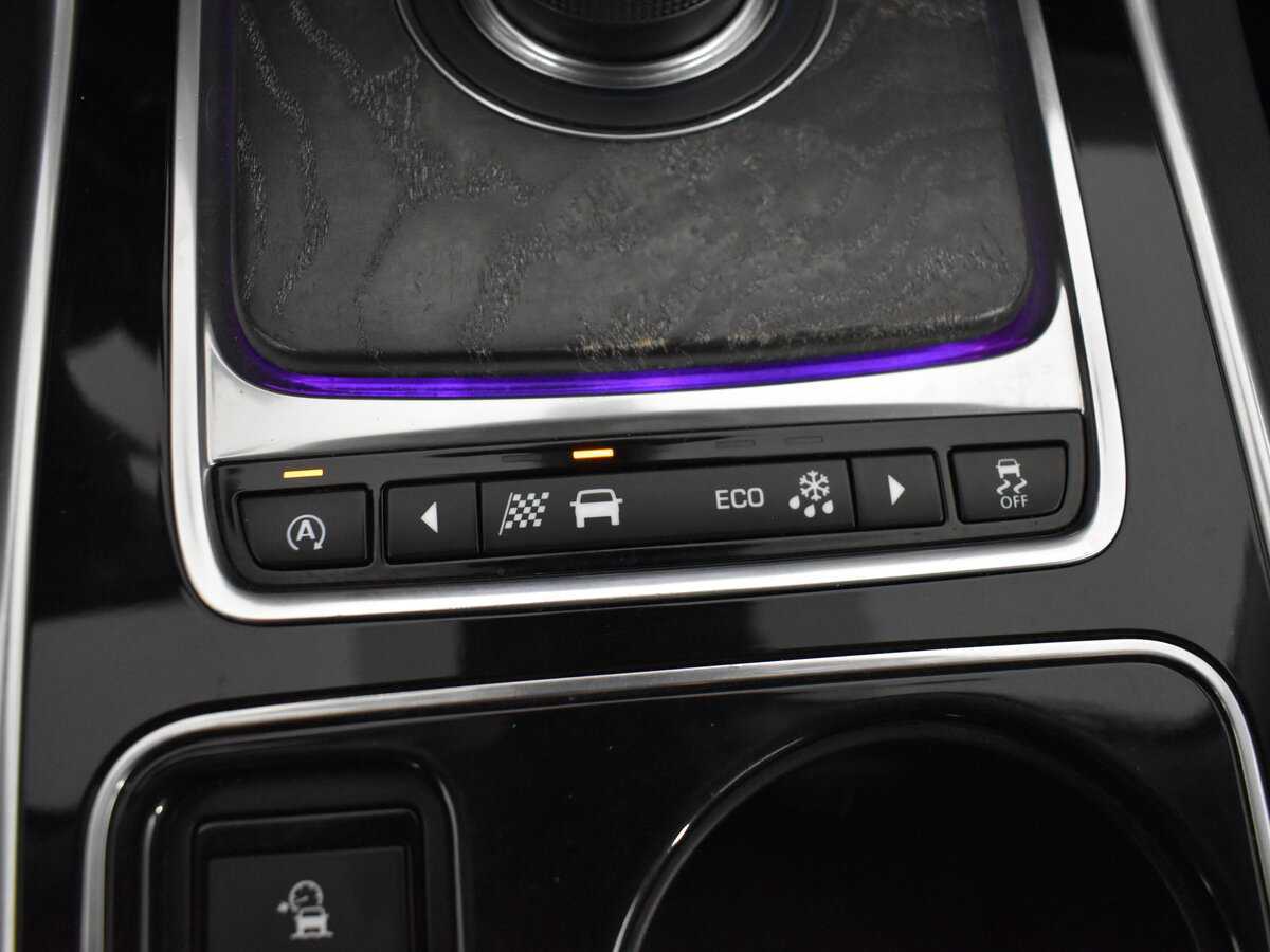 Купить Jaguar XE, 2016, 184 000 км, фото №17