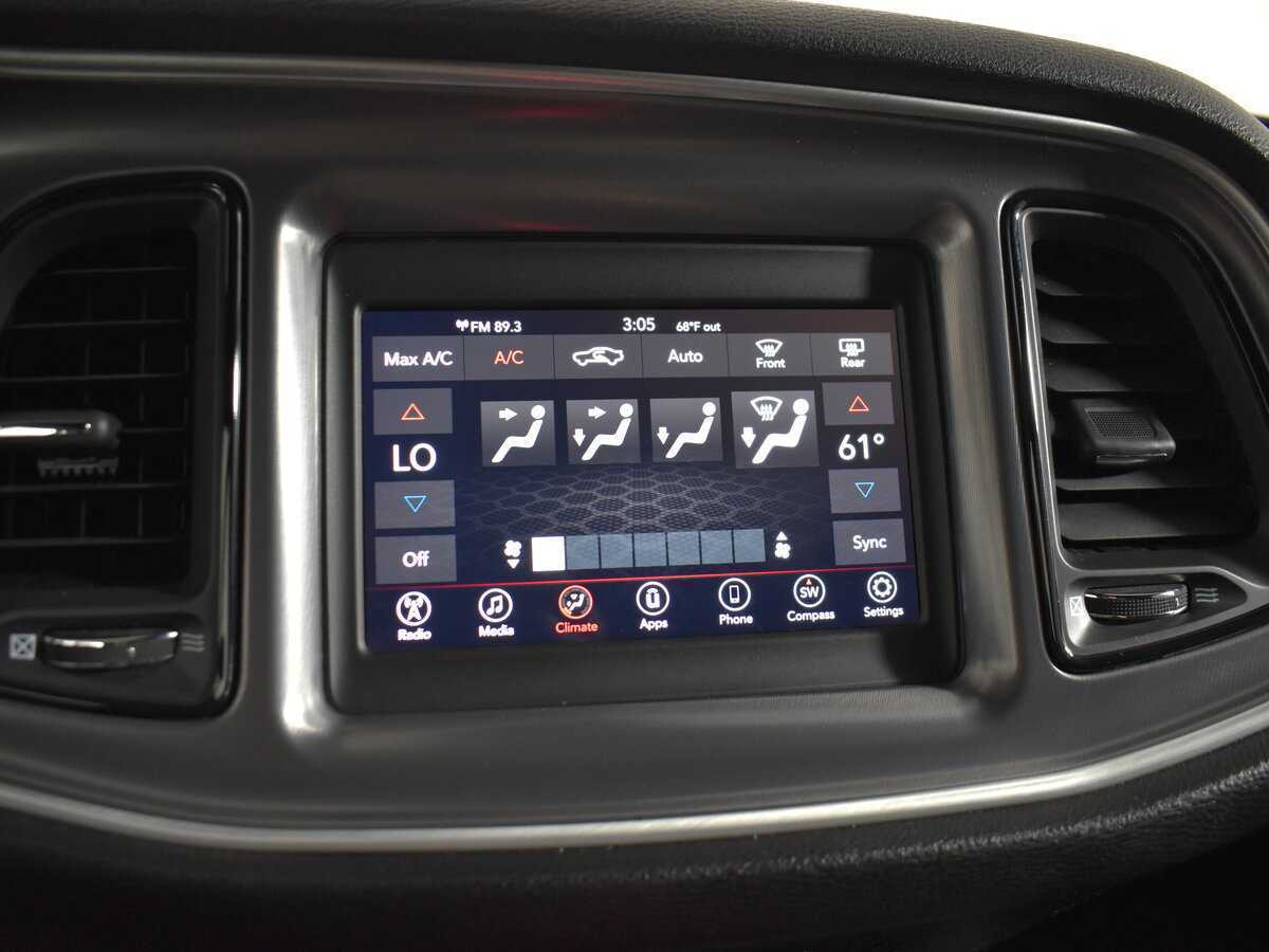 Купить Dodge Challenger, 2020, 76 088 км, фото №17