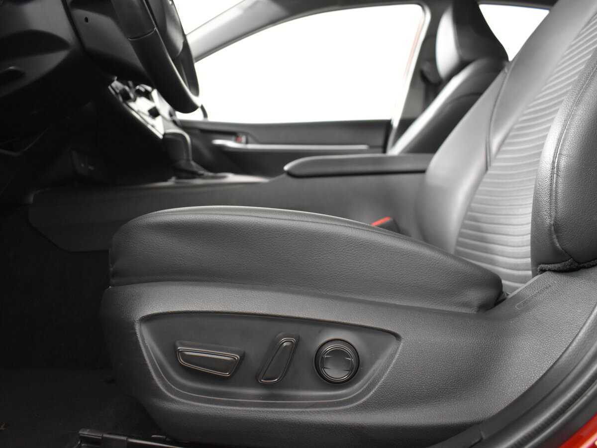 Купить Toyota Camry, 2022, 65 600 км, фото №7