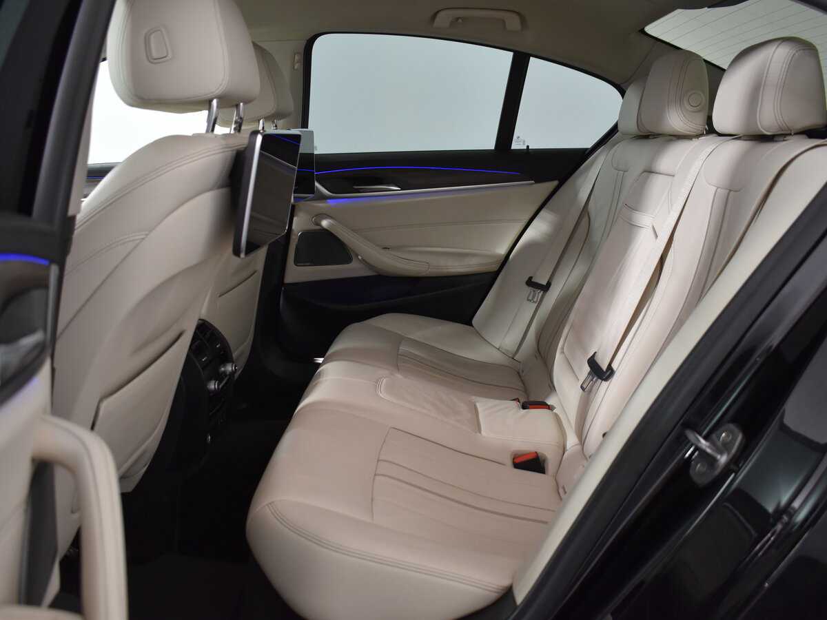 Купить BMW 5 серии 520d xDrive, 2019, 166 000 км, фото №7