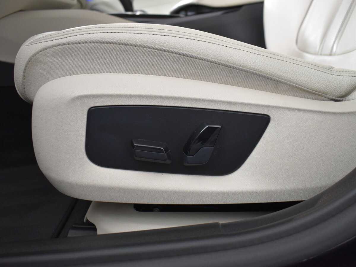 Купить BMW 5 серии 520d xDrive, 2019, 166 000 км, фото №12