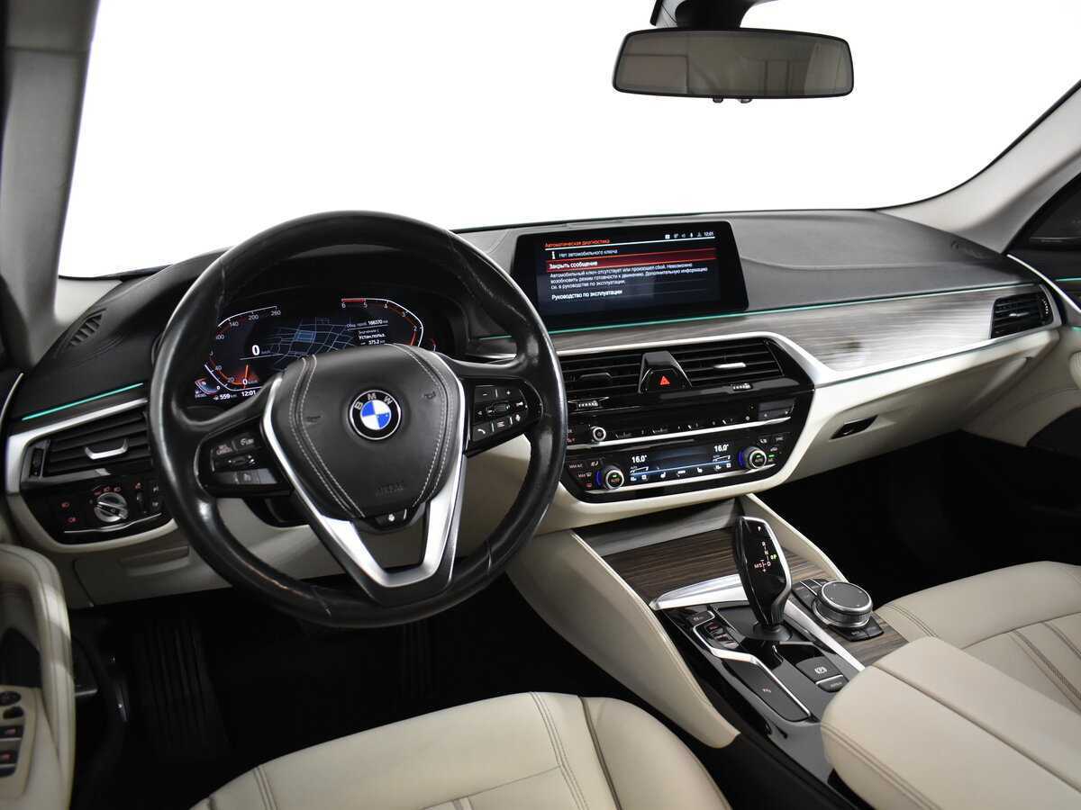 Купить BMW 5 серии 520d xDrive, 2019, 166 000 км, фото №14