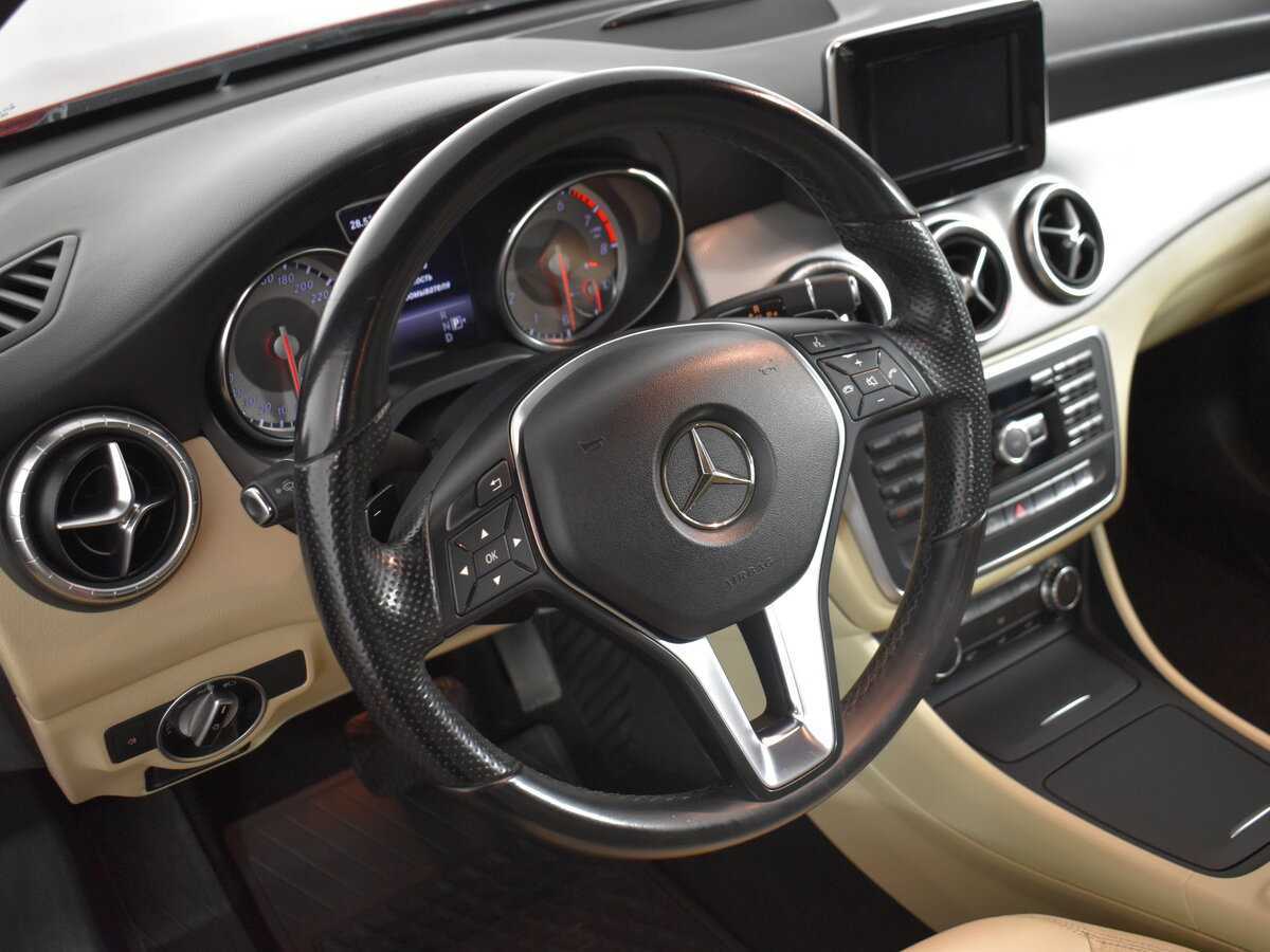 Купить Mercedes-Benz CLA 200, 2013, 219 000 км, фото №9