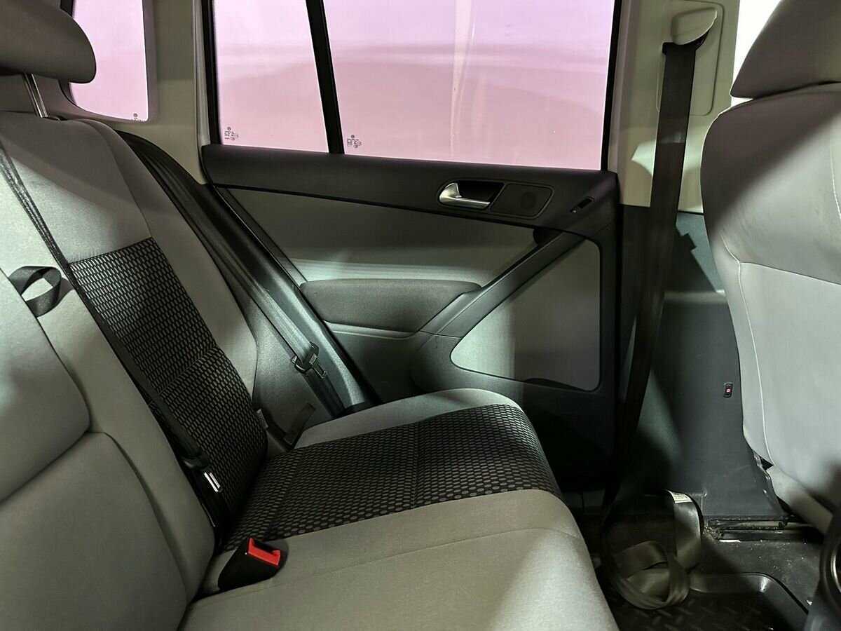 Купить Volkswagen Tiguan, 2010, 224 629 км, фото №11