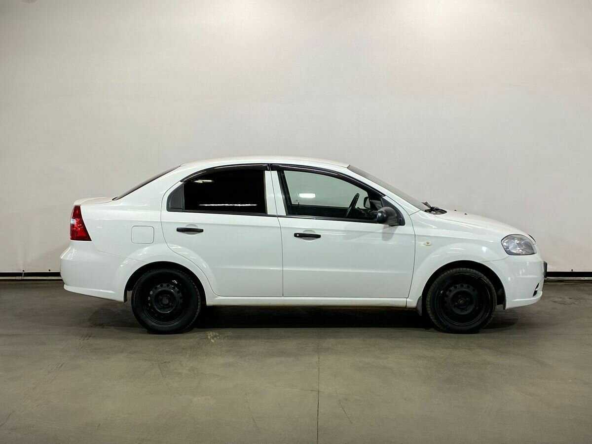 Купить Chevrolet Aveo, 2011, 163 876 км, фото №4