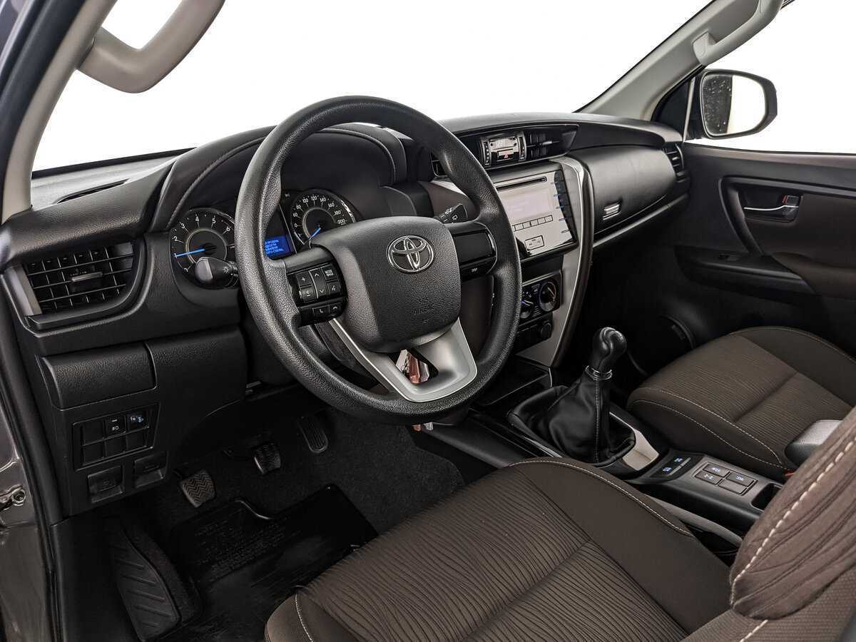 Купить Toyota Fortuner, 2019, 31 652 км, фото №14