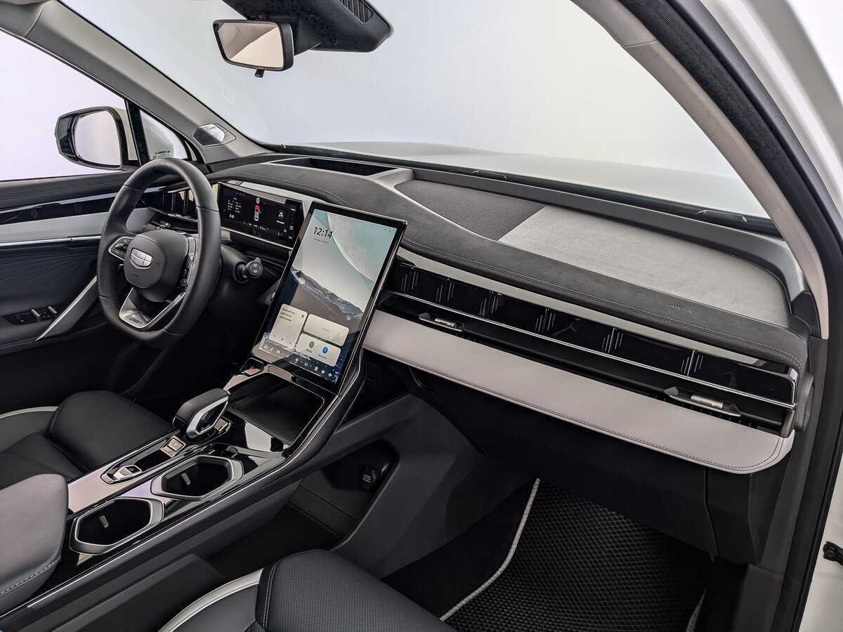 Купить Geely Atlas, 2024, 2 460 км, фото №9