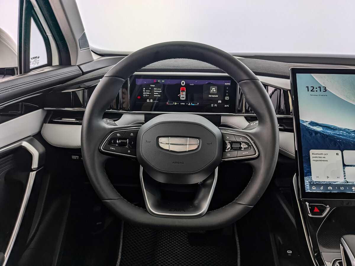 Купить Geely Atlas, 2024, 2 460 км, фото №16