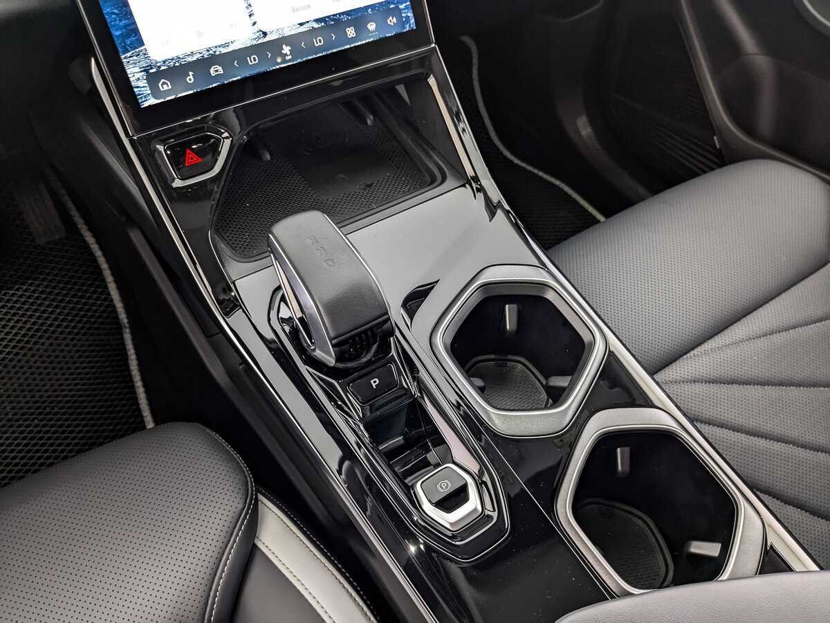 Купить Geely Atlas, 2024, 2 460 км, фото №22