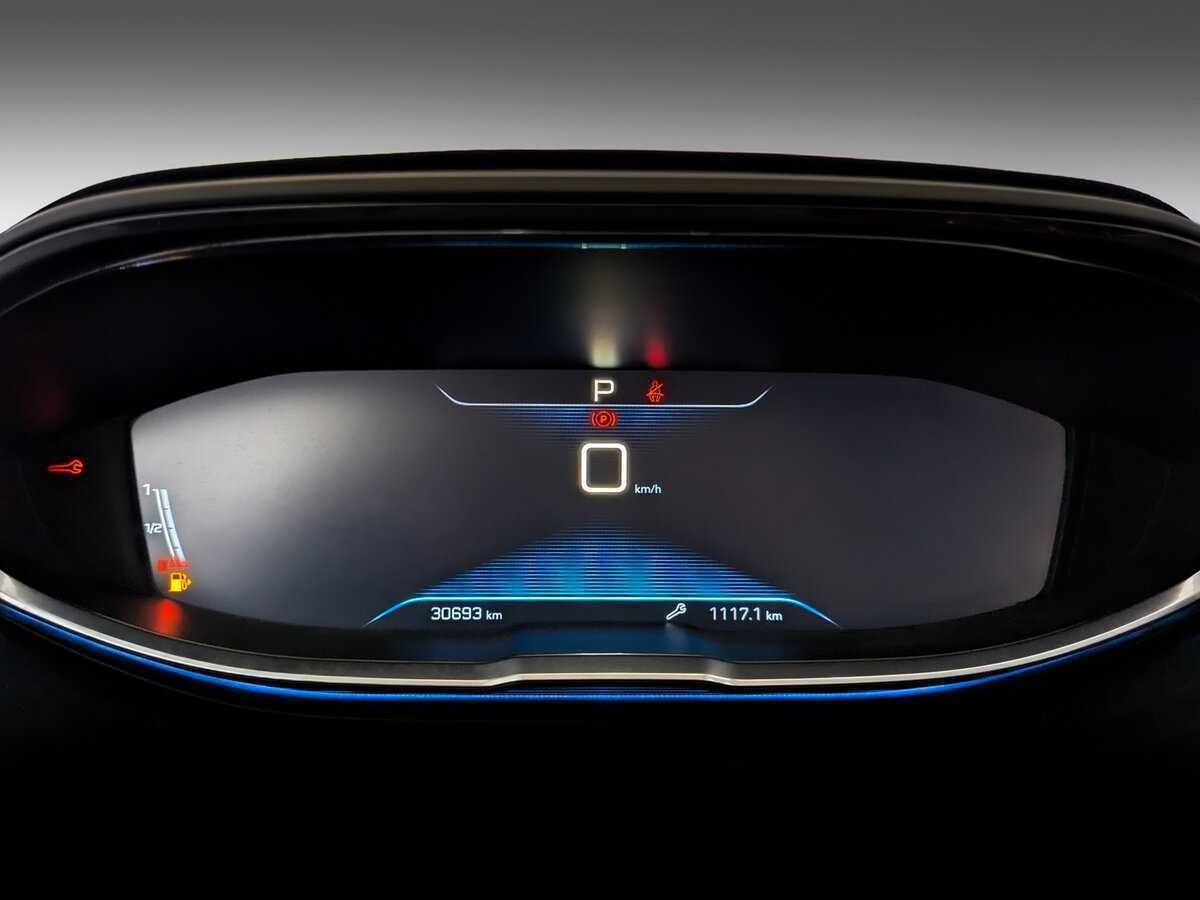 Купить Peugeot 3008, 2017, 30 685 км, фото №11