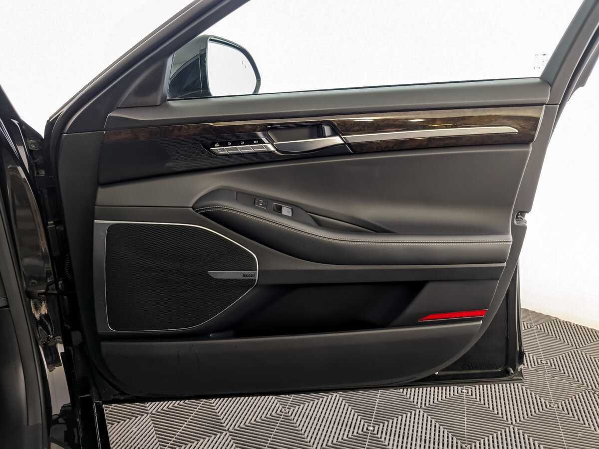 Купить Genesis G90, 2019, 62 266 км, фото №18