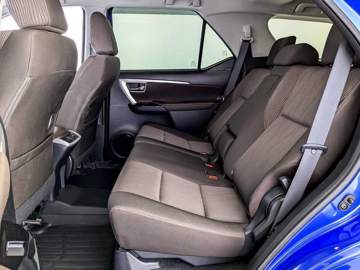 Купить Toyota Fortuner, 2019, 64 679 км, фото №10